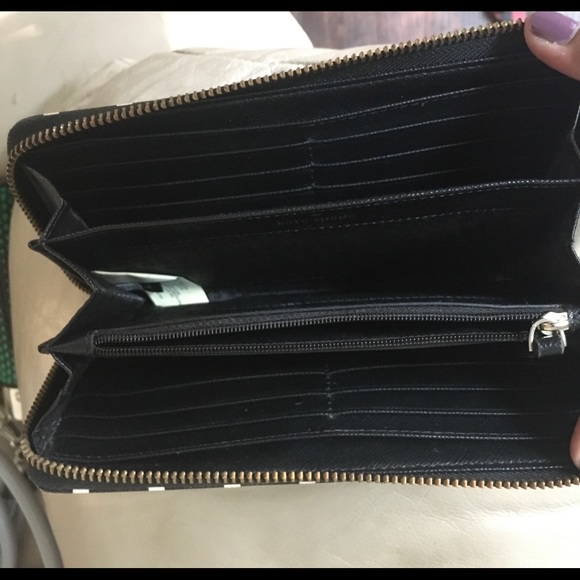 EUC Kate Spade Shore Street Lacey Wallet - Picture 5 of 15